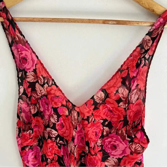 VTG Cinema Etoile Dark Floral Nightgown Semi Sheer Nightie Slip Dress sz Medium - Picture 7 of 12
